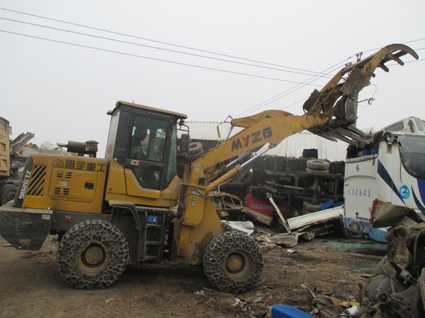 �����^(q��)��U܇����